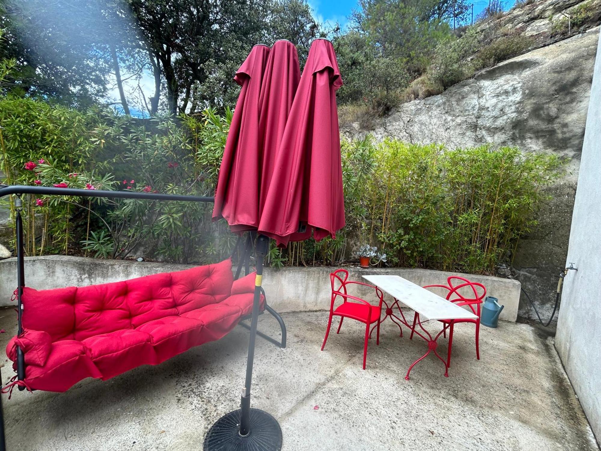 Maisonnette Entre Luberon Et Sainte Victoire La Bastidonne Екстер'єр фото